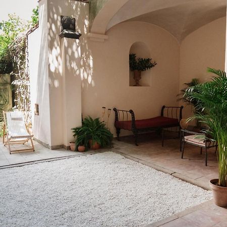 Apartmán Casa Aguila Casco Antiguo Patio Privado Caces Exteriér fotografie